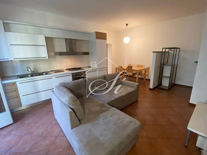 Appartamento trilocale in affitto in Via Gavirate, San Siro, Milano