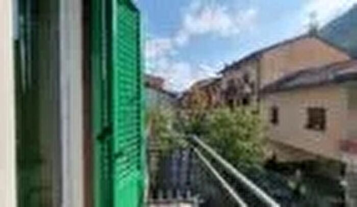 Appartamento trilocale in vendita in Ponte Nossa