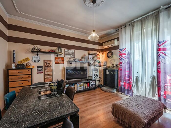 Appartamento quadrilocale in vendita in Via Fratelli Bandiera, Reggio Emilia