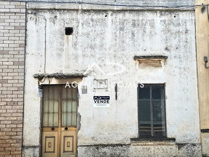 Casa trilocale in vendita in Via Regina Margherita, Taviano