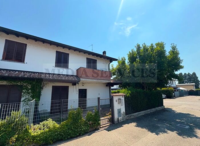 Casa trilocale in vendita in Via Roma N°, Garlasco