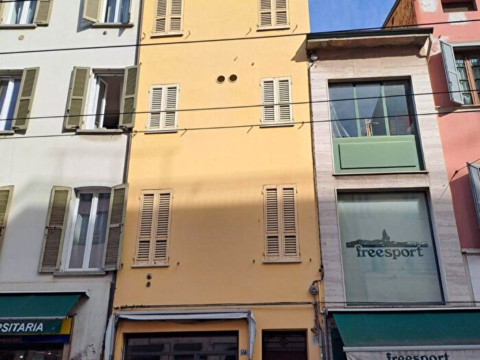 Appartamento bilocale in affitto in Strada Massimo dAzeglio, Parco Ducale Oltretorrente, Parma