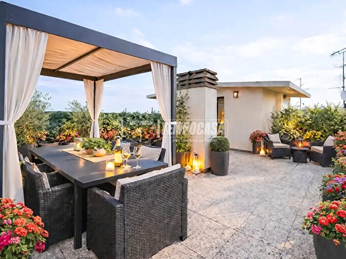 Appartamento bilocale in vendita in Via Livinallongo, Milano