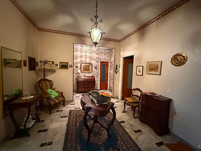 Appartamento con 5 locali in vendita in Corso Vercelli, Rebaudengo, Torino