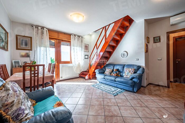 Appartamento trilocale in vendita in Via Suor Teresa Veronesi, SantAgata Bolognese