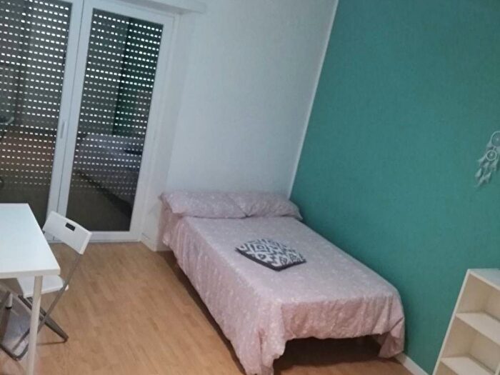 Appartamento bilocale in affitto in Via Padova, Bologna, Roma