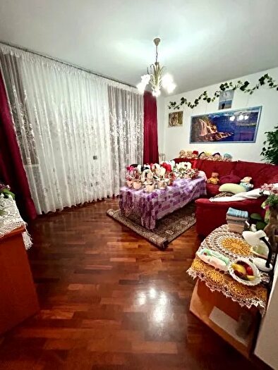 Casa quadrilocale in vendita in Reggio Emilia