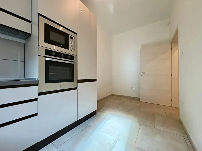 Appartamento con 6 locali in affitto in Via Montà, Padova