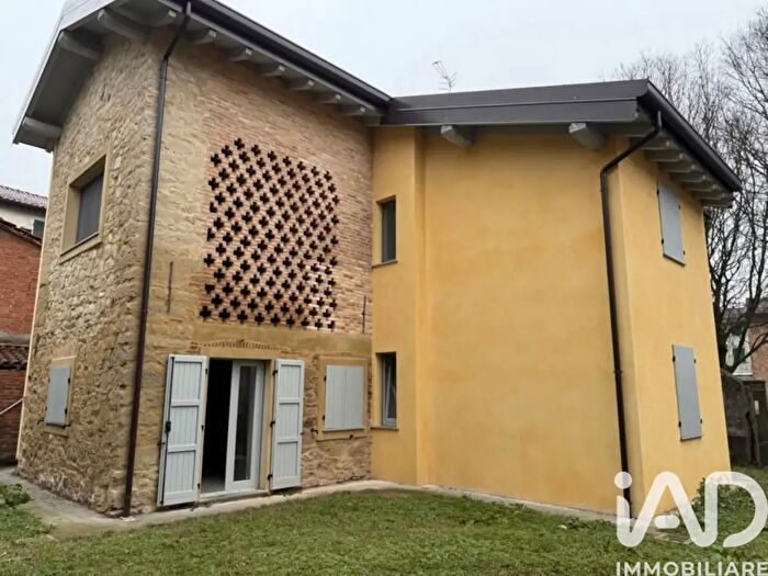 Casa quadrilocale in vendita in Borghetto Di Borbera