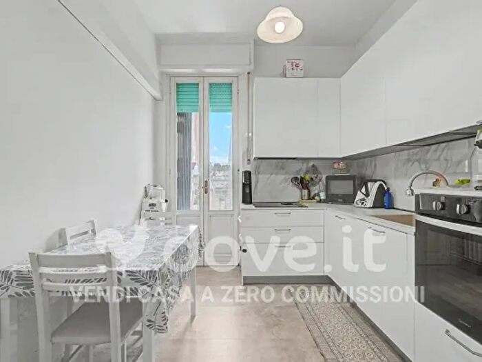 Appartamento quadrilocale in vendita in Via di Brozzi, Firenze