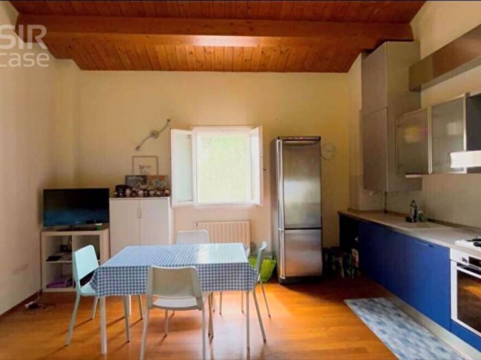 Appartamento trilocale in affitto in Piazza Alessandro Bianconcini, Centro Storico, Imola