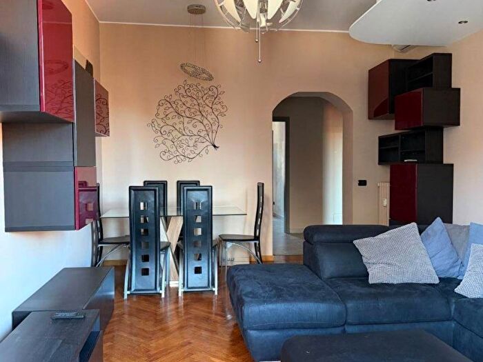 Appartamento trilocale in affitto in Via Francesco Tamagno, Buenos Aires, Milano