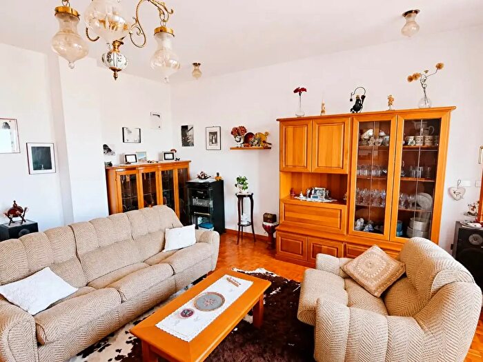 Appartamento con 5 locali in vendita in Montemarciano