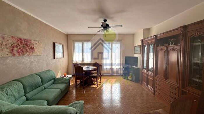 Appartamento quadrilocale in vendita in Viale dei Mille, Codogno