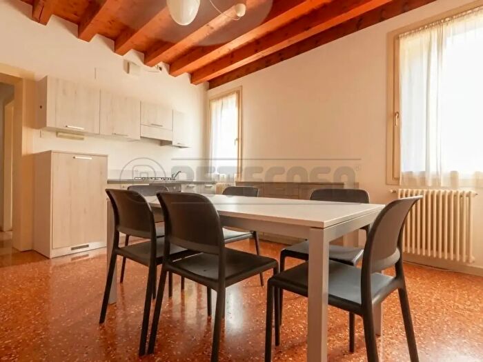 Appartamento in affitto in Contrada Valmerlara, Vicenza