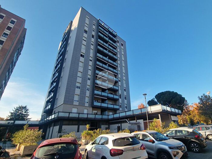 Appartamento quadrilocale in vendita in Viale a Aleardi, Terni