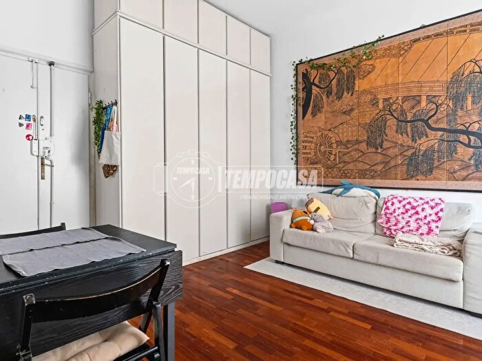 Appartamento trilocale in vendita in Milano