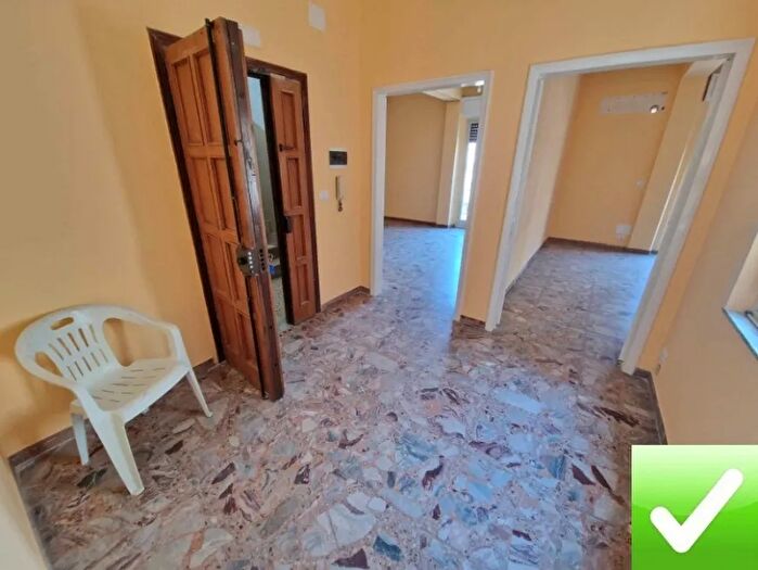 Appartamento con 5 locali in affitto in Reggio Calabria