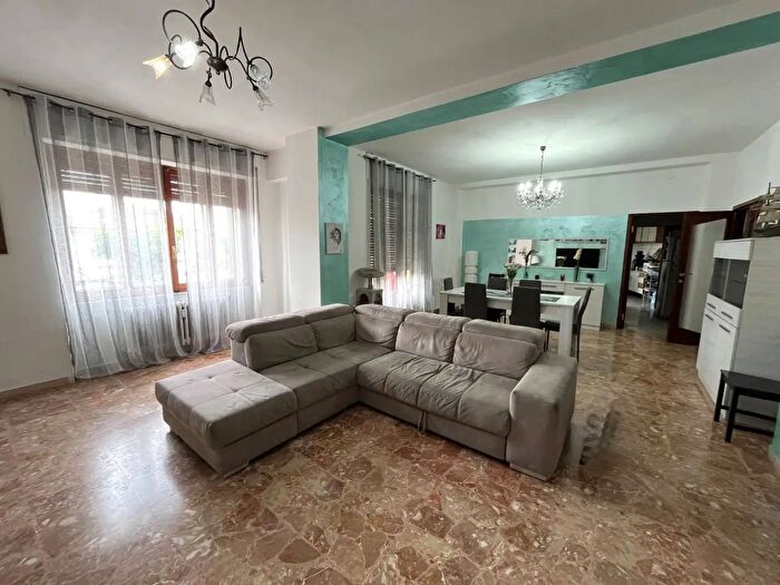 Appartamento quadrilocale in vendita in Corso Mazzini, Vasto