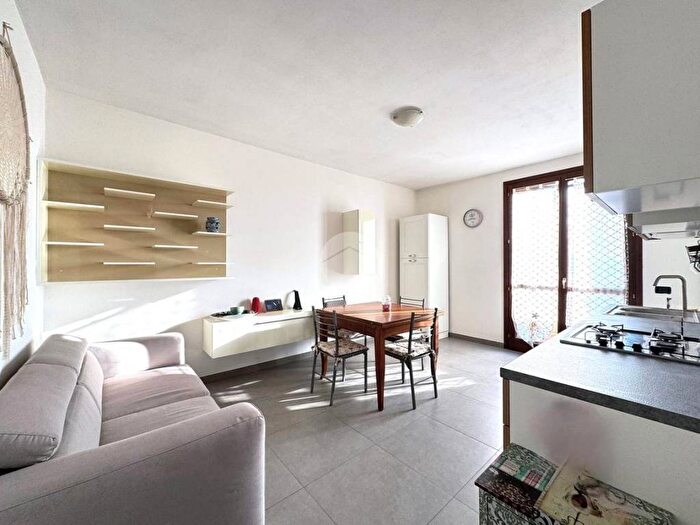 Appartamento trilocale in affitto in Curtatone