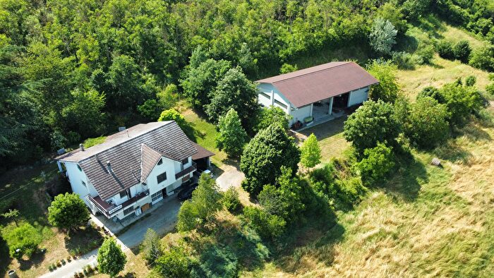 Casa quadrilocale in vendita in Località Basso Erro, Melazzo