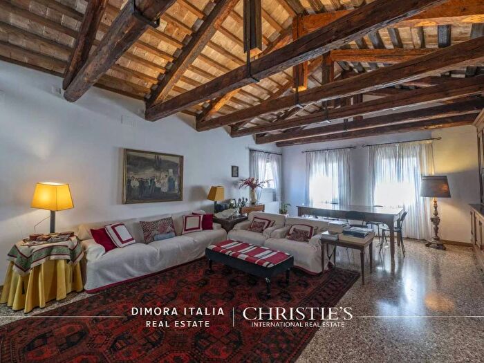 Appartamento con 5 locali in affitto in San Giovanni Crisostomo, Santi Giovanni e Paolo Santa Maria Formosa, Venezia