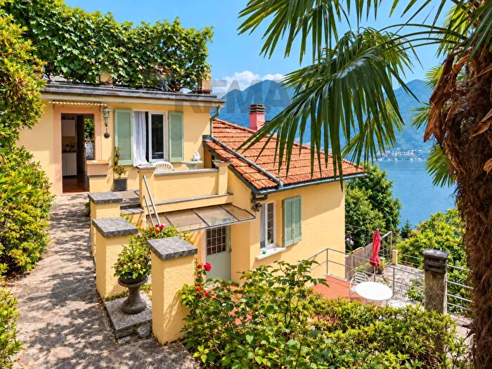 Casa quadrilocale in vendita in Cannobio