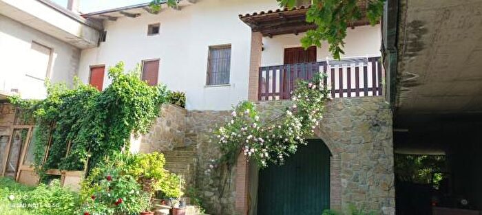 Casa con 5 locali in vendita in Assisi