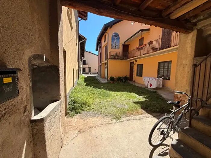 Case in Vendita e in Affitto - 3