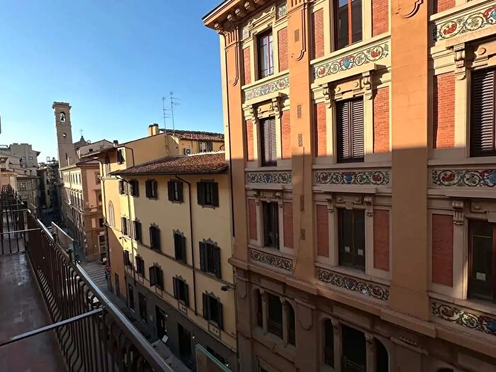 Appartamento monolocale in affitto in Via dei Brunelleschi, Firenze