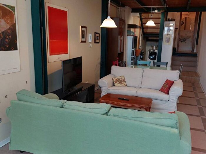 Appartamento trilocale in affitto in Corsi, Ancona