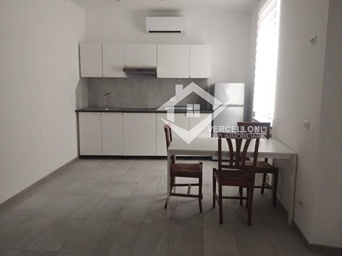 Appartamento trilocale in affitto in Via Trecate, Romentino