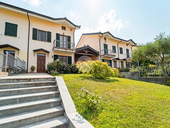 Casa quadrilocale in vendita in Strada Ca' del Bosco, Bra