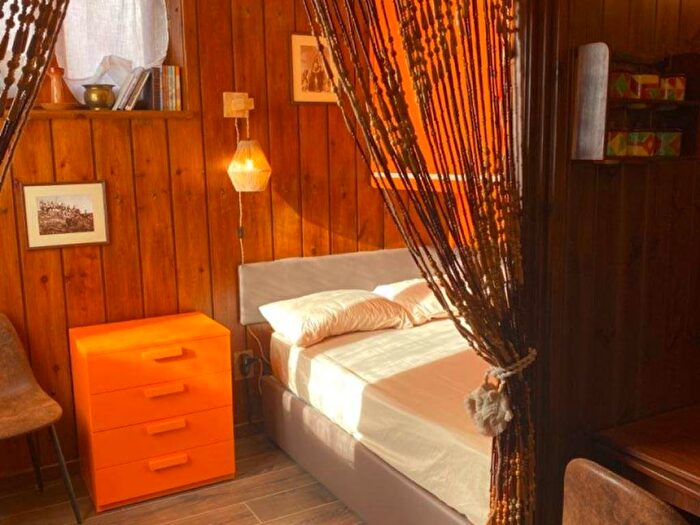 Appartamento trilocale in affitto in Via Montello, Centro, Bardonecchia