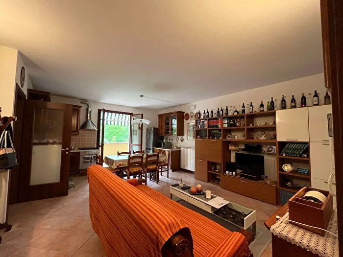 Appartamento quadrilocale in vendita in Via San Giovanni Gualberto, Barberino Tavarnelle
