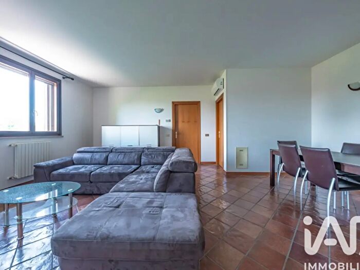 Appartamento con 6 locali in vendita in Via Giuseppe Fabbri, Ferrara