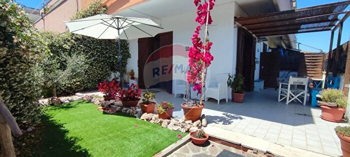 Appartamento trilocale in vendita in Via Bonificatori della Palude Pontina, Terracina