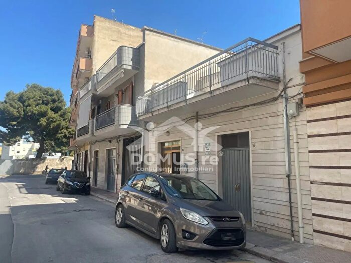 Casa trilocale in vendita in Via Riccardo I Normanno, Andria