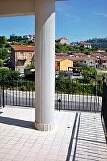 Appartamento trilocale in vendita in Via Almeria Chieti Ch, Chieti