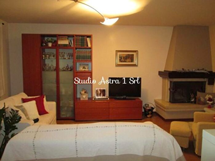 Casa con 6 locali in vendita in Riese Pio X