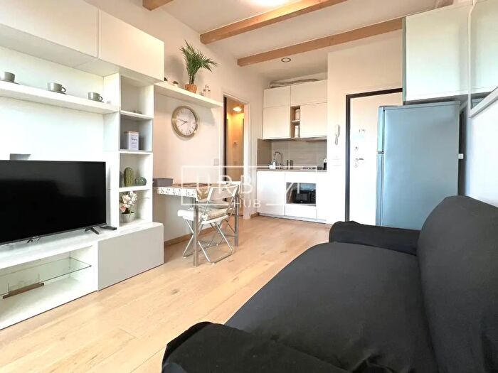 Appartamento bilocale in vendita in Viale Londra, Rimini