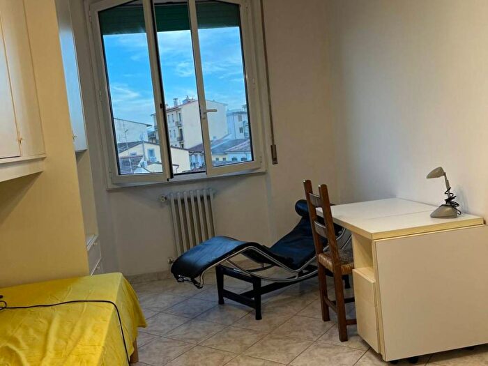 Appartamento con 5 locali in affitto in Via delle Panche, Careggi Rifredi Dalmazia, Firenze
