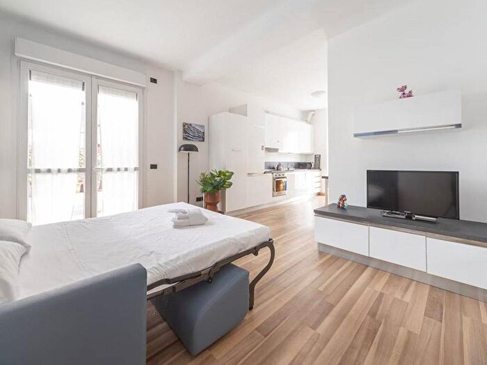 Appartamento bilocale in affitto in Via Giuseppe Candiani, Bovisa, Milano