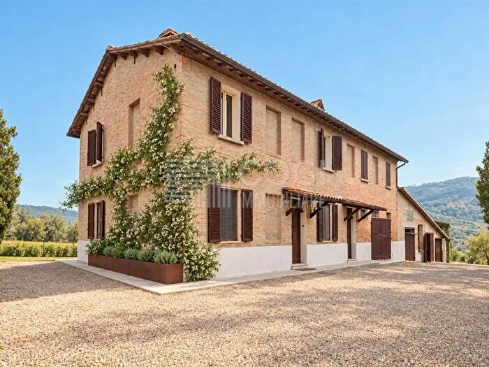 Casa con 7 locali in vendita in Via Ponticelli Pieve, Imola