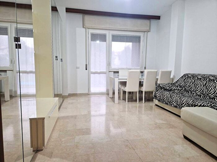 Appartamento trilocale in affitto in Via Giacomo Matteotti, Centro, Appiano Gentile