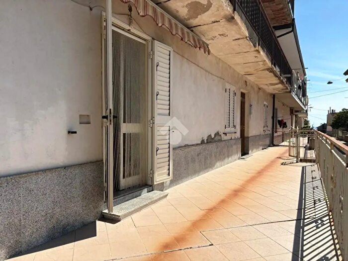 Appartamento quadrilocale in vendita in Via GParisio, Sellia Marina
