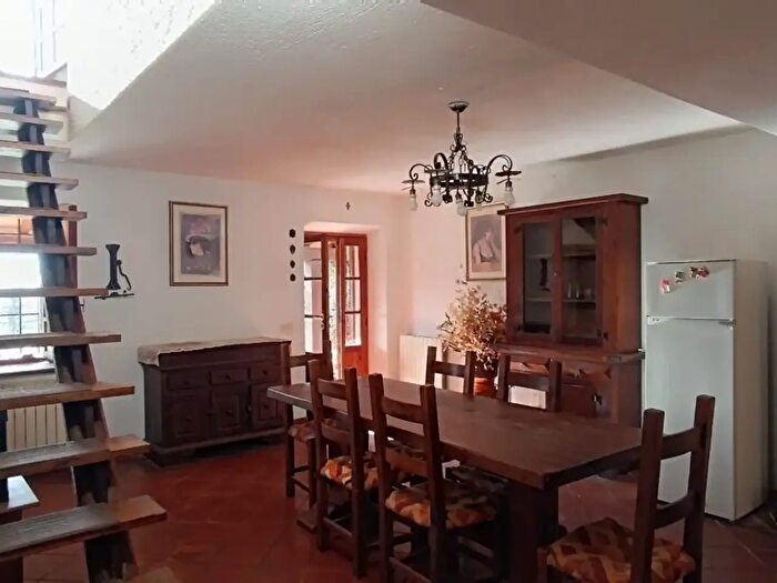 Casa con 6 locali in vendita in Via di Buchignano, Camaiore