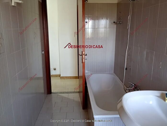 Appartamento quadrilocale in vendita in Via Consolare Antica Capo dOrlando Me, Capo DOrlando