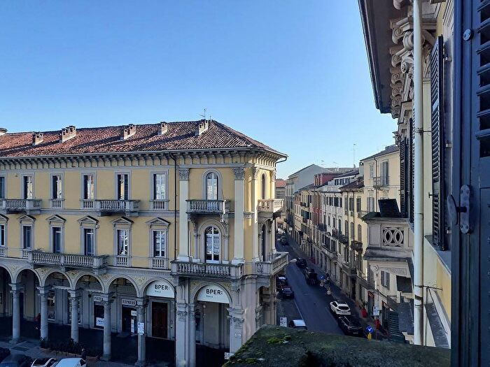 Appartamento trilocale in affitto in Via Giovanni Lanza, Piazza Garibaldi, Alessandria