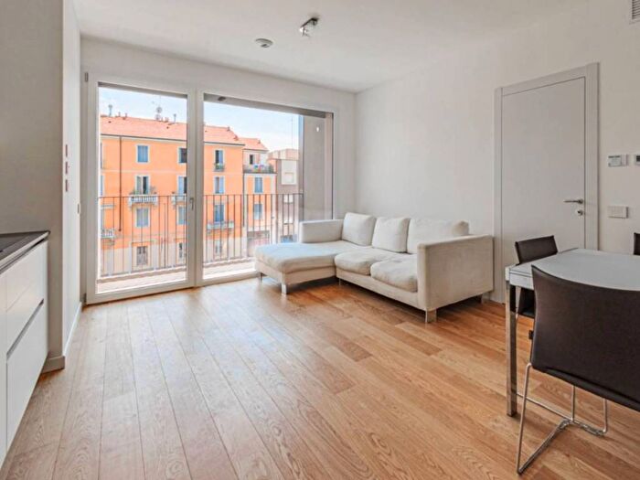 Appartamento bilocale in affitto in Via Enrico Annibale Butti, Dergano, Milano